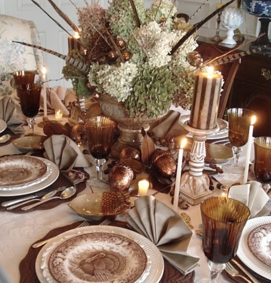 thanksgiving table decor