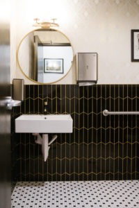 X-Golf Black, White & Gold Bathroom