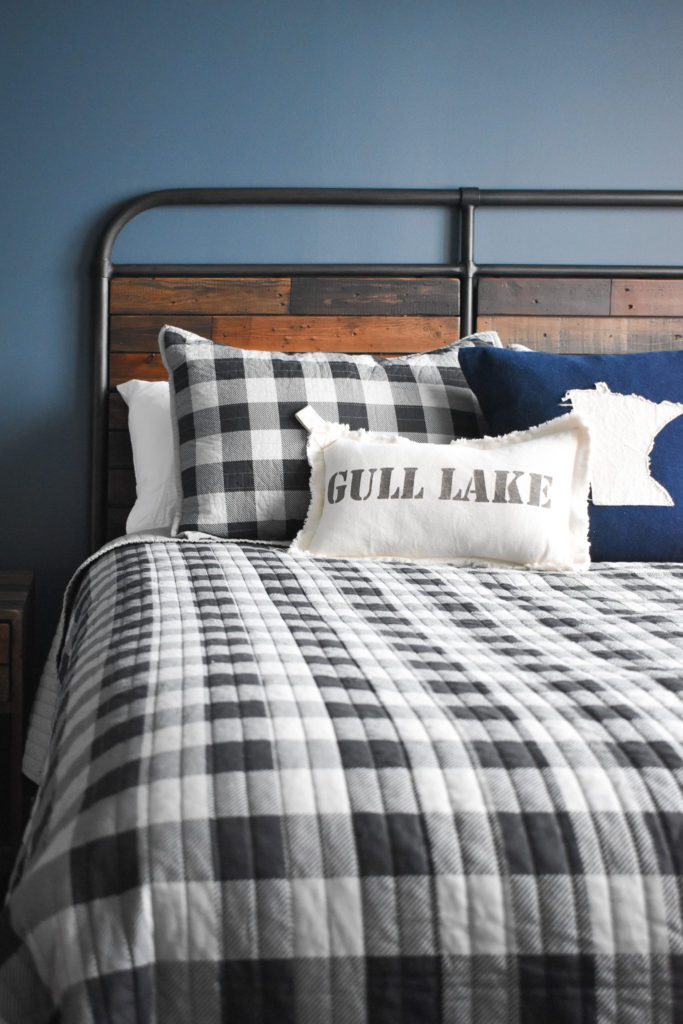 Coastal Minnesota Retreat Gull Lake Bedroom