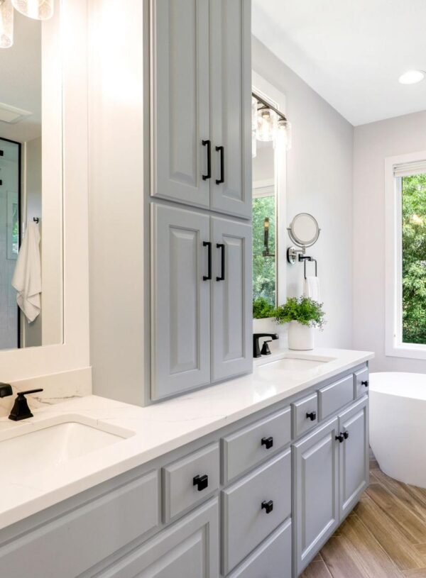 Project Reveal: Transforming a Dated Bathroom into a Modern Oasis with Custom One Renovation